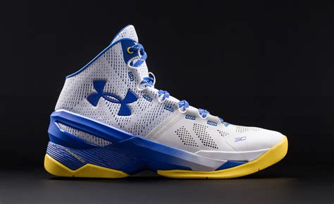 Amazon.com: Under Armour Curry Size 10